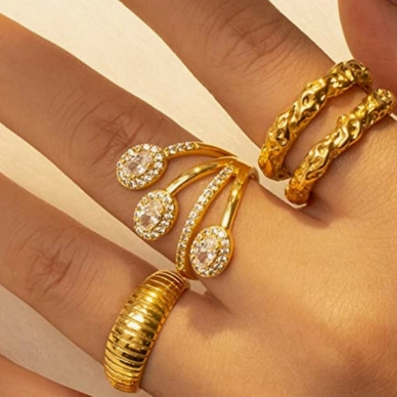 18k Gold & AAAAA CZ Wrap Cocktail Ring NWT - Picture 2 of 4